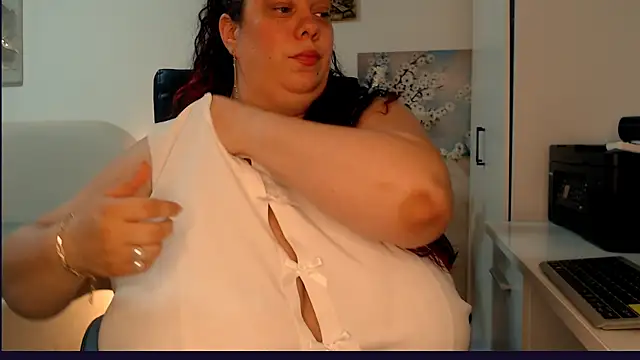 SilkQueenn webcam