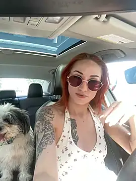 ThornsandHoney webcam