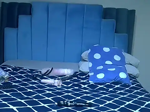 melanin_moon webcam