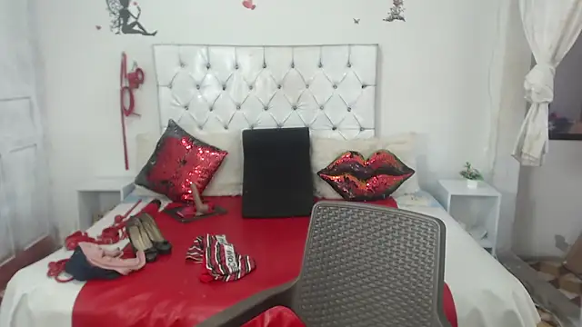 Sweetbigcatt webcam