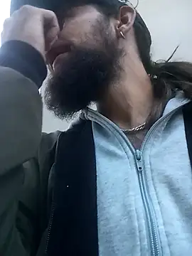 hairy_mannn webcam