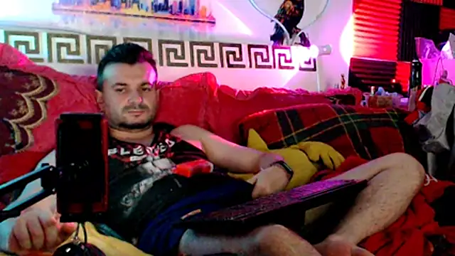 KingOfSinRO69 webcam