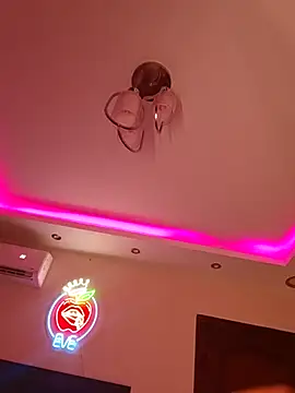 Egyptianmilf2000 webcam