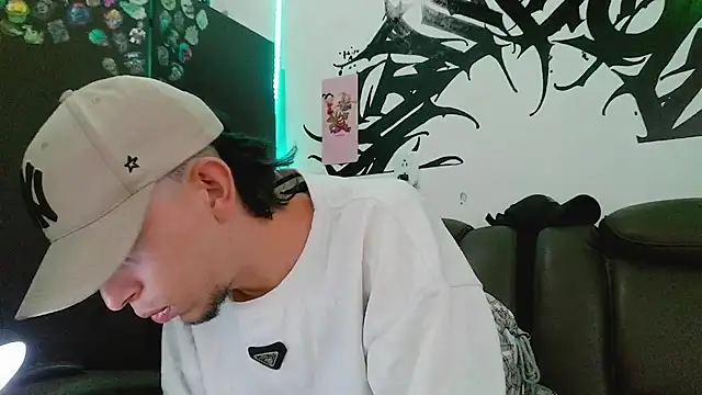 Chris__Jones webcam