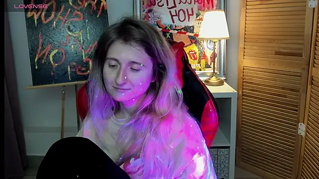 CamillaDreamer webcam