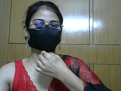 Fairy_Pie live cam on StripChat