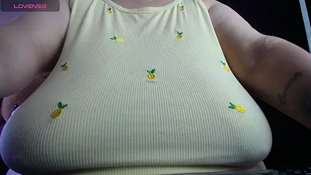 kattybbwbigboobs_ webcam