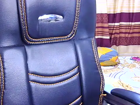 Noor_Zarin webcam