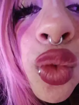 Effy_Kessler webcam