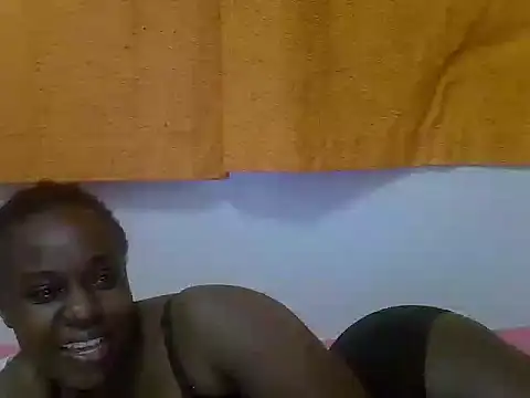 kaya_bear webcam
