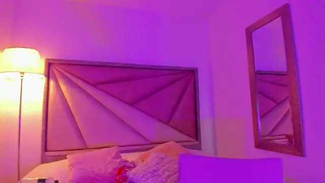 afroditavega_ (F young) - Play whit my clitt💧