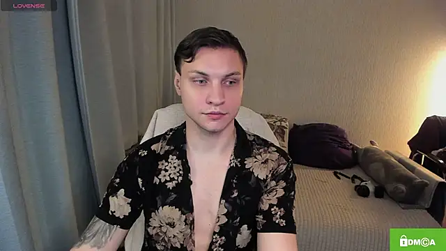 handsome_guy01 webcam