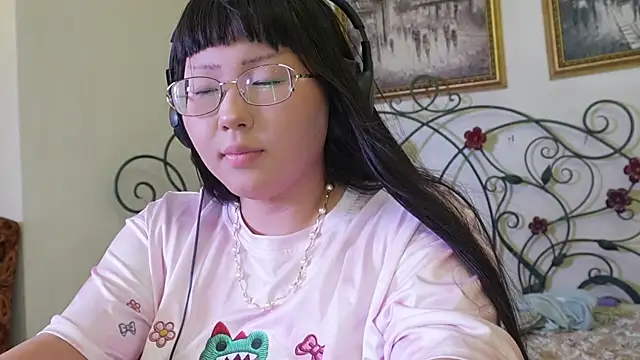 pikpikpikachu webcam