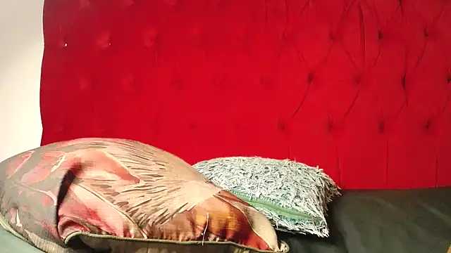 SpicyQueenxxxx live cam on StripChat