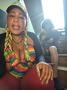 AmazonianMistress webcam