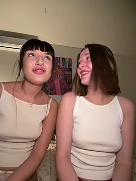 Sophie_Avory webcam
