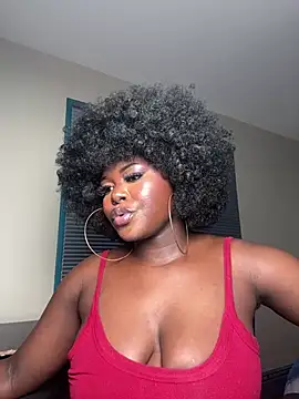 WomanNextdoor1 webcam