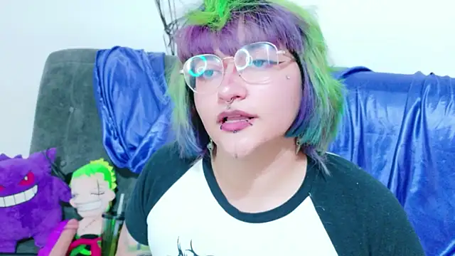 XxGreenGoodxX webcam