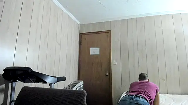NaturalBeautyQueen webcam
