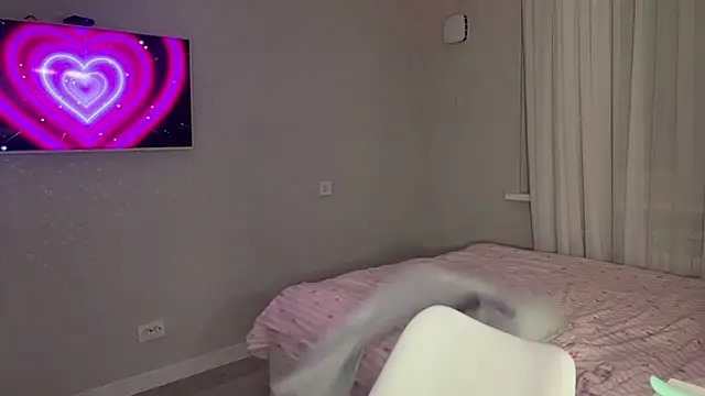 Between_Eeys webcam