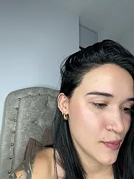 DaniRivers_ webcam