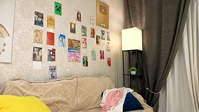 LunaNekoX webcam