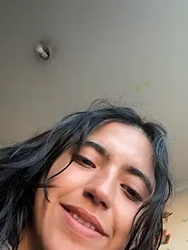 ViolettaSummer webcam
