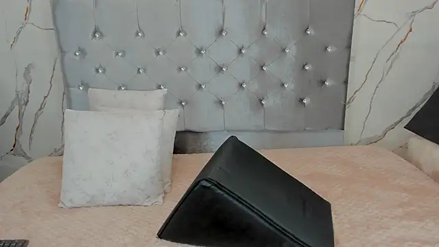 nymphomanya webcam