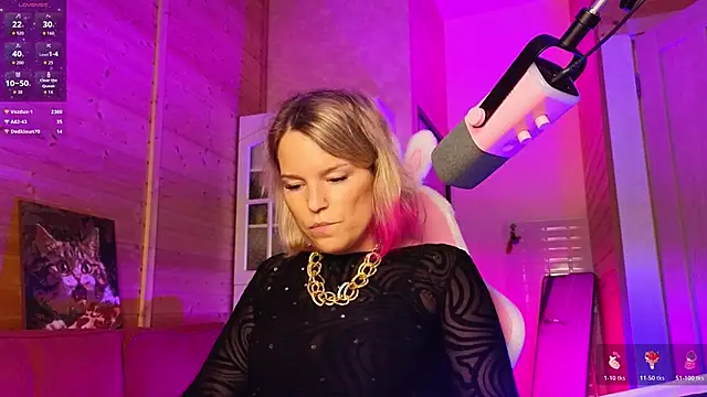 Lady_Shine webcam