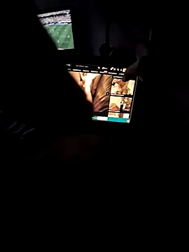 Tommyzzzzzz webcam