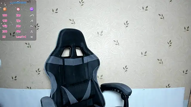 NicoleDaviss webcam