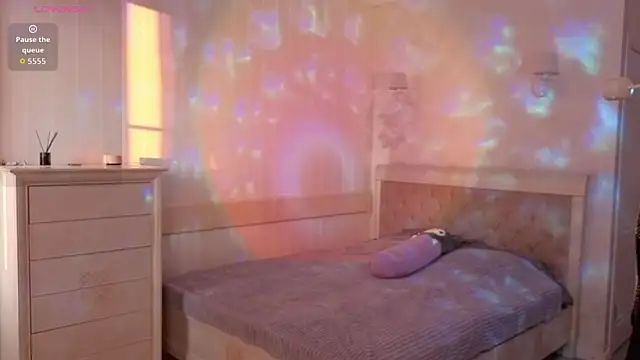 MilaVey webcam