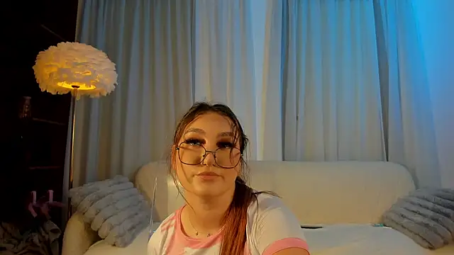 ValentinaMonroee webcam