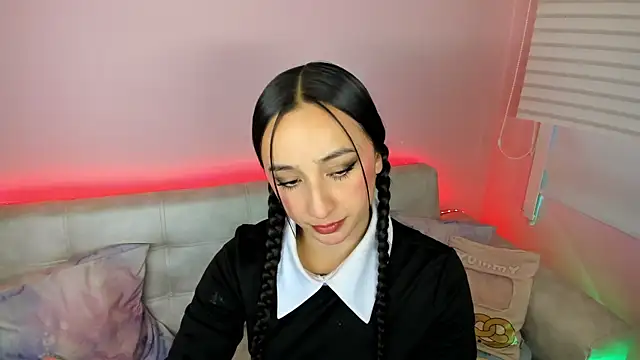 tinysara webcam