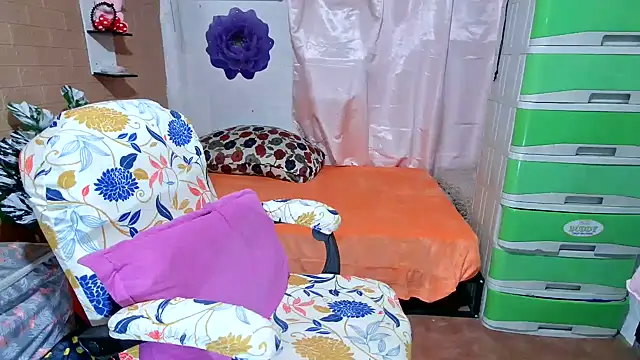 Filipina_Desire webcam