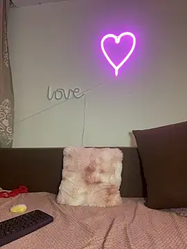 Sabrinedivinee webcam