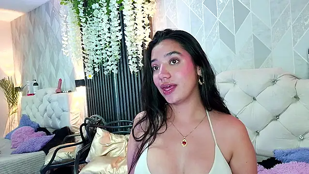 Zaira_bonny live cam on StripChat