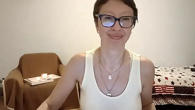 BellaRose_2020 webcam