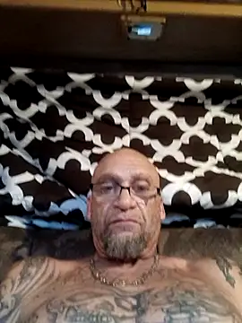 ShawnandDani7074 live cam on StripChat