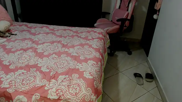 Mindy_James1 webcam
