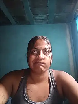 Giselabrunette25 webcam