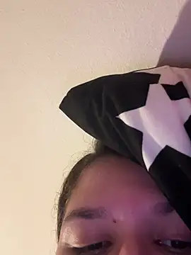 garotademascara webcam
