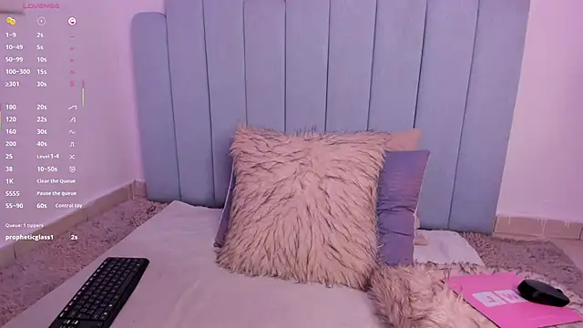 violeta_olsen webcam