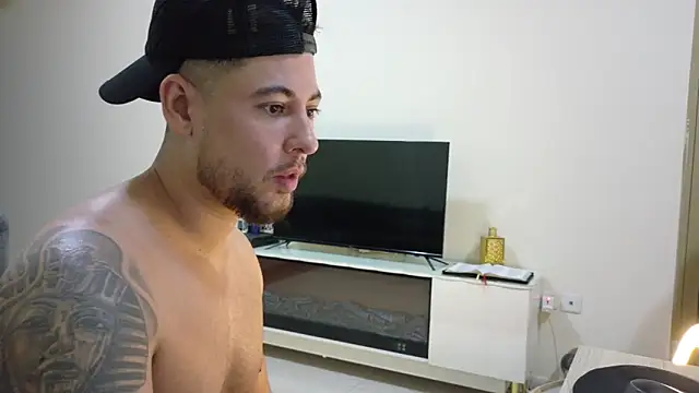 maximus888A webcam