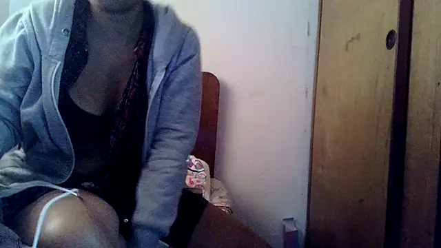 xblackstarX1 webcam