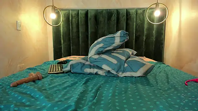 ZoeBlanc webcam