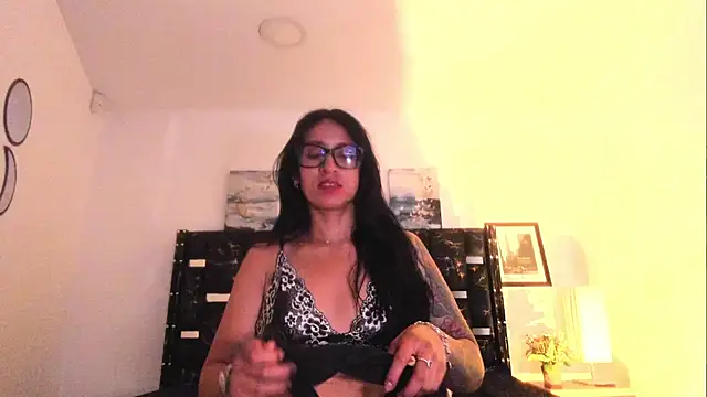 ZarayFeet webcam