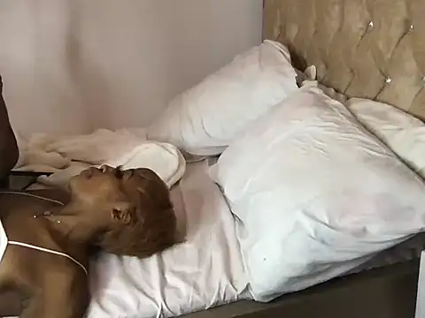 kiki_sexxy webcam