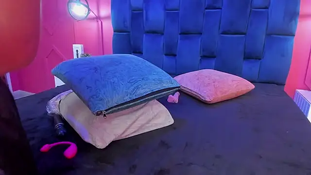 Clohe_blossom webcam