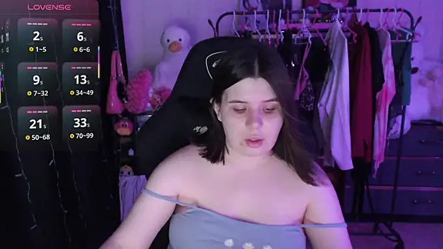 AmyVibess webcam